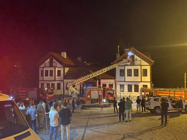 Otelde korkutan yangın! Yangının çıkış nedeni...