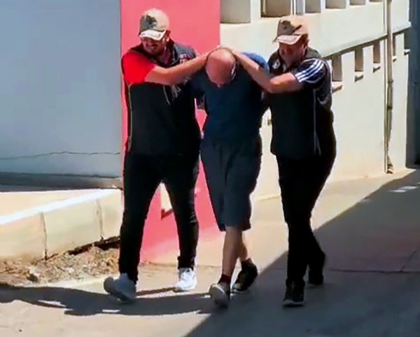 Adana'da FETÖ operasyonu! 3 firari yakalandı