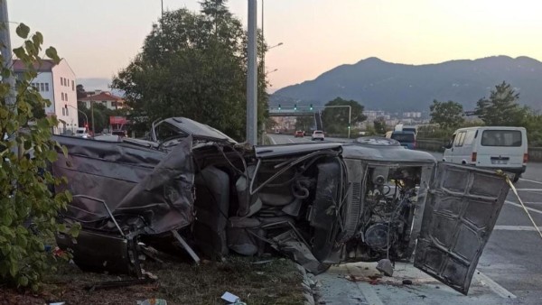 Giresun'da korkunç kaza! Aracın sürücüsü kurtarılamadı