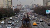 Yasak başladı! Cadde ve sokaklar trafiğe kapatıldı Haberi