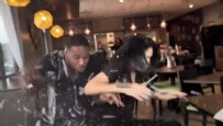 Yemek keyfi kabusa döndü! Restorana araç daldı Haberi