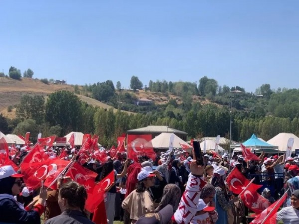 Cumhurbaşkanı Erdoğan'dan açıklamalar