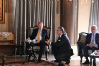 DEVLET BAHÇELİ - Bahçeli, 'Canların Türküsü' ve 'Kardeşlik Türküsü' eserlerini Cumhurbaşkanı Erdoğan'a dinletti