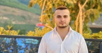 CHP Kınık’ta deprem! Önce meclis üyesi şimdi de gençlik kolları başkanı istifa etti