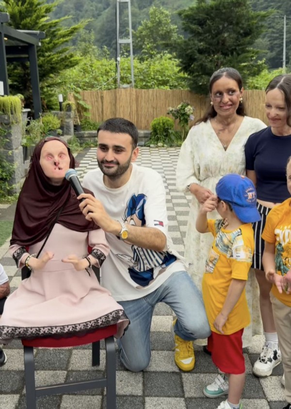 Bir kez daha kalpleri fethetti