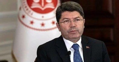 Adalet Bakanı Yılmaz Tunç'tan sahte e-imza çetesi açıklaması: UYAP dünyanın en güvenilir sistemlerinden! Haberi