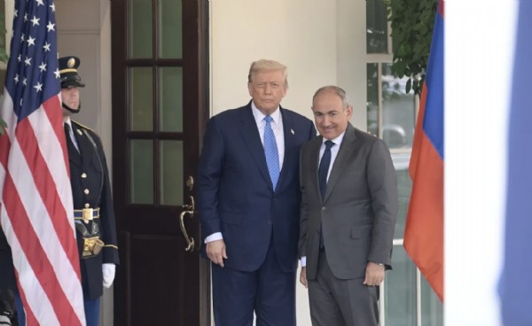 Azerbaycan ambargoları kaldırıldı! Trump, Aliyev ve Paşinyan barış imzaladı