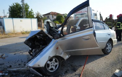 Kırıkkale'de Facia! Sürücüler Can Verdi...