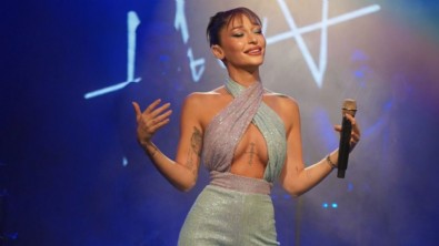 Ünlü şarkıcıya hırsızlık şoku!