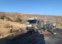  ZONGULDAK KAZA - Ekmek Teknesi Kül Oldu! Vatandaşlar Sakinleştirdi...