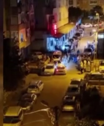 Düğün Sonrası Kavga! Aracı Kalabalığa Sürdü...