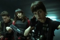 CORBERO - Ünlü Oyuncudan Karnı Burnunda Pozlar!