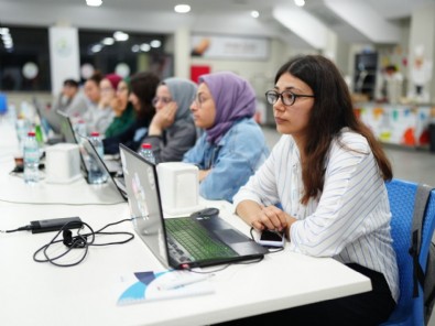 Abdulkadir Uraloğlu: BTK Akademi, ücretsiz ve sertifikalı 10 yeni eğitim daha sundu