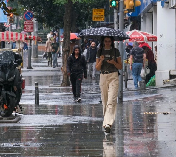 Meteoroloji Uyardı! Yağış Kapıda...