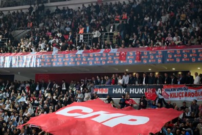 CHP'de KurultayTiyatrosu! Çıkmaza Sürüklemeye Çalışıyorlar...