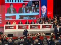 CHP - CHP Kurultayında Kelepçe! Görenleri Şaşırttı...