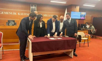 Başkanvekilliği seçimindeki skandala dava! AK Parti'den açıklama geldi