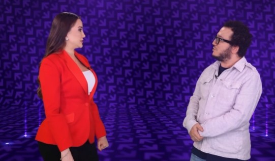 Cuma gecelerinin yeni favorisi! 'Her Şey Ortada' Beyaz TV'de