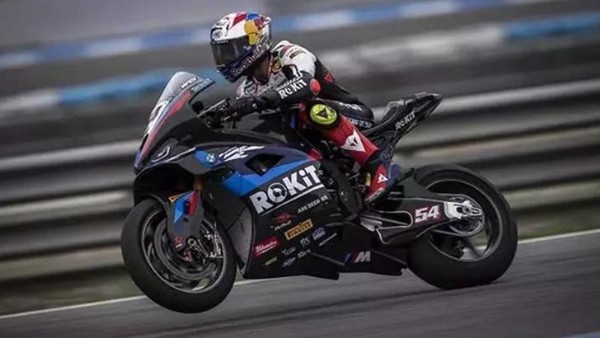 Toprak Razgatlıoğlu başardı! Kariyerinde bir ilk...