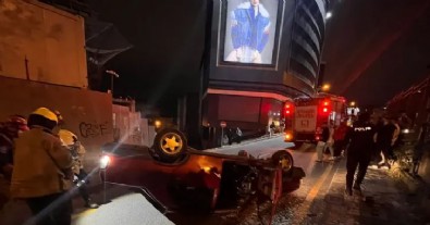 Kağıthane'de araç çalan hırsız kaçmak isterken takla attı