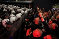  YEHDİT - CHP'li Vatandaştan Polise Tehdit! Kameralar Önünde...