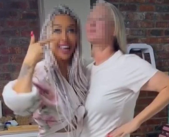 Müşterileri Dolandırıp Afrika'ya Kaçtı!