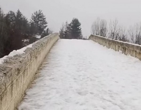 847 Yıllık Köprüye Beyaz Süs!