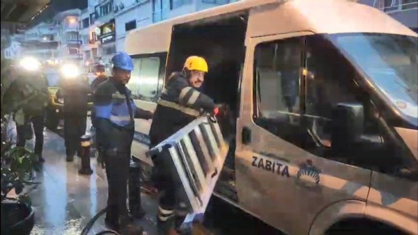 Bebek Otel'de kaçak yapılar yıkılıyor! Yıkım ekipleri sahada