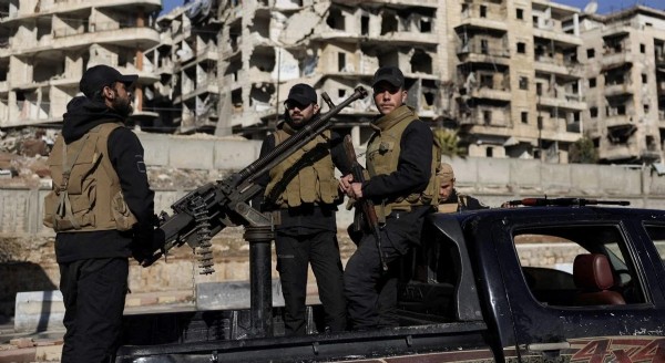 Suriye’den YPG/SDG’ye uyarı! Fırat Nehri'nin batısı askeri alan ilan edildi