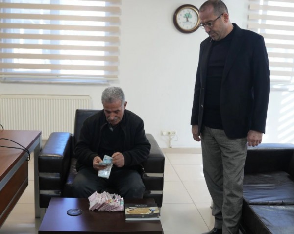 Paralar Çöpün İçine Gitti!