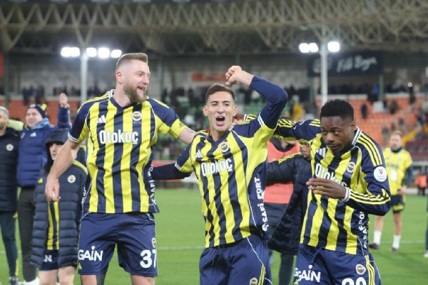 Fenerbahçe'nin yeni transferine olay sözler! 'Futbol ukalası'