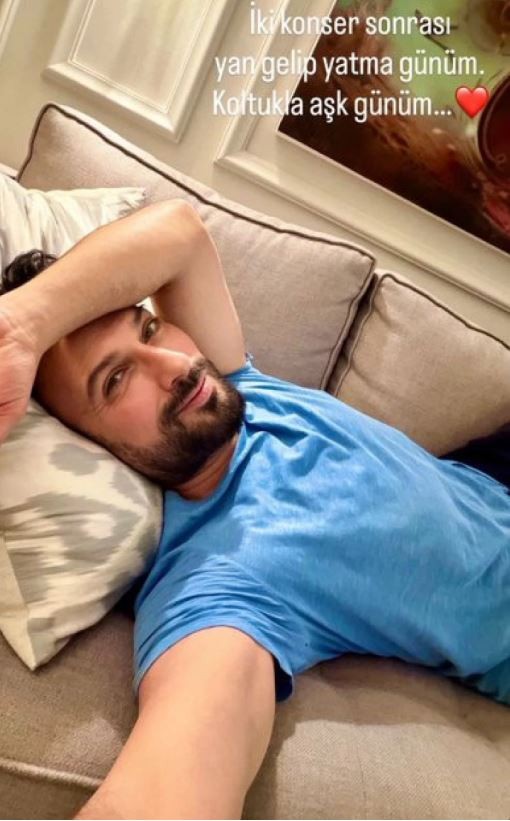 Konser sonrası dinlenme pozu