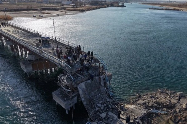 Suriye'de Teröristler Yaşamı Felç Etti!