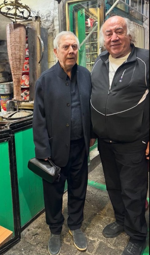 Aziz Yıldırım'ın Şıklığı Gündem Oldu!