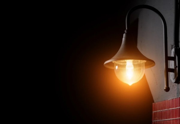 Göz Sağlığını Tehdit Ediyor! Yanlış Aydınlatma...