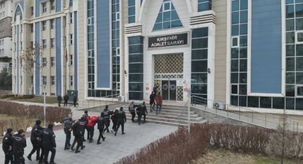 Sahte Polislere Operasyon! 9 Tutuklama...