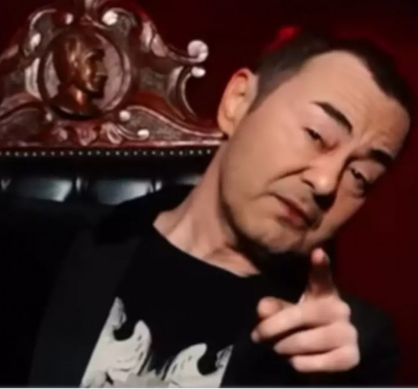 Serdar Ortaç Kaza Geçirdi!