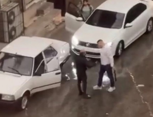 Döner Bıçaklı Maganda! Dehşet Saçtı...