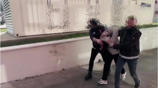 Adana'da Operasyon! ' Satmıyorum İçiciyim ' Dedi...