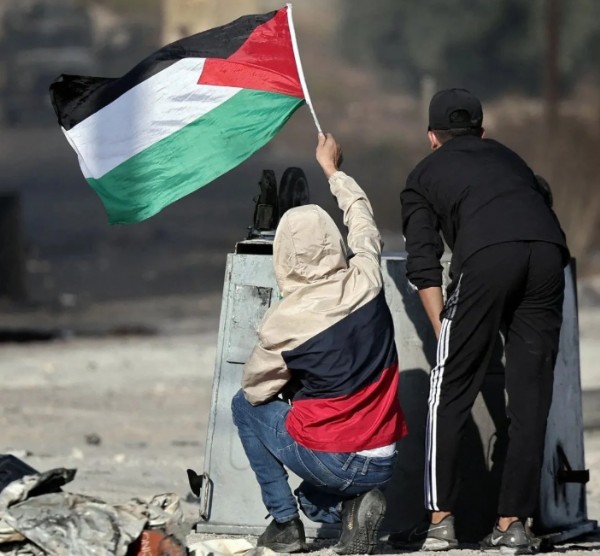 Guardiola İnsanlığın Sesi Oldu!