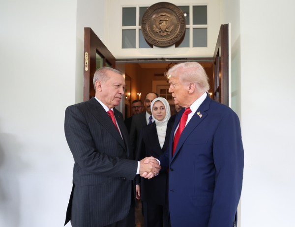 Cumhurbaşkanı Erdoğan, ABD Başkanı Trump ile görüşecek! İşte masadaki 3 kritik başlık