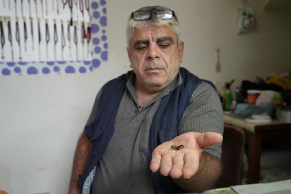 Bayburtlu usta taş işlerken buldu! Milyonlarca yıllık