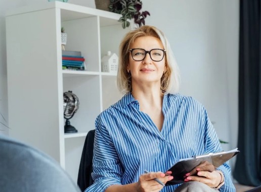 Nedensiz Göğüs Ağrısının Sebebi! Panik Atak Belirtileri...