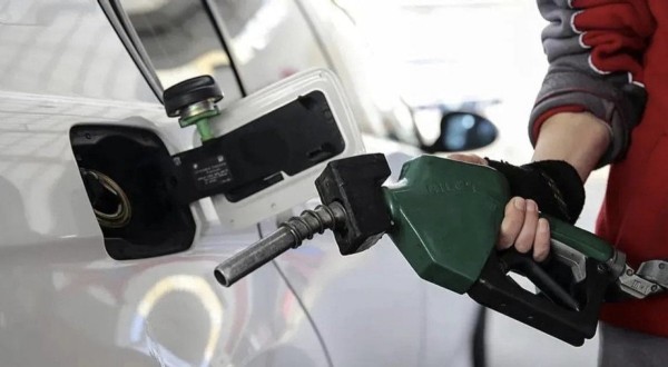 Araç sahiplerine müjde! Motorine indirim geliyor