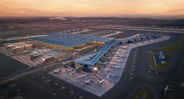 Abdulkadir Uraloğlu: Havayolunda Cumhuriyet tarihinin rekoru kırıldı