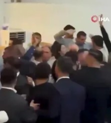 Yeni Parti'de Kriz Üstüne Kriz! Birçok İlde Ortalık Karıştı
