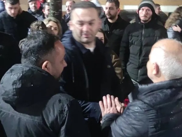 CHP'li Başkandan 16 Yaşındaki Kıza Taciz! İğrenç Mesajlar...