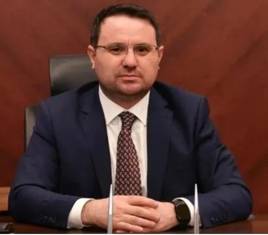 İki Bakanlıkta Bayrak Değişimi!