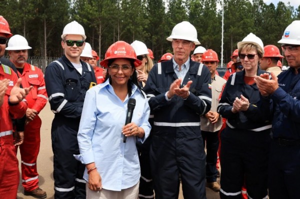 Amerikalılara Petrol Kapısı Açıldı! ABD Enerji Bakanı'na Karşılama..