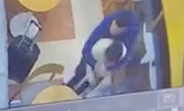 Heimlich Yine Hayat Kurtardı!